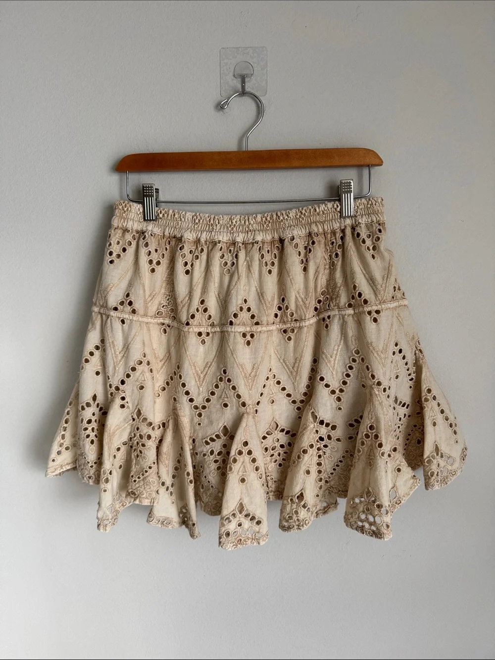Free People Ivory Eyelet Embroidered Ruffle Mini Skirt Shorts Size S Boho